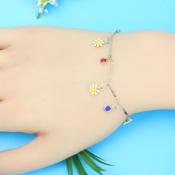 Chic & Stylish Bracelet – A Thoughtful Gift for Women and Girls, DYC1050 - Picture 4 of 9